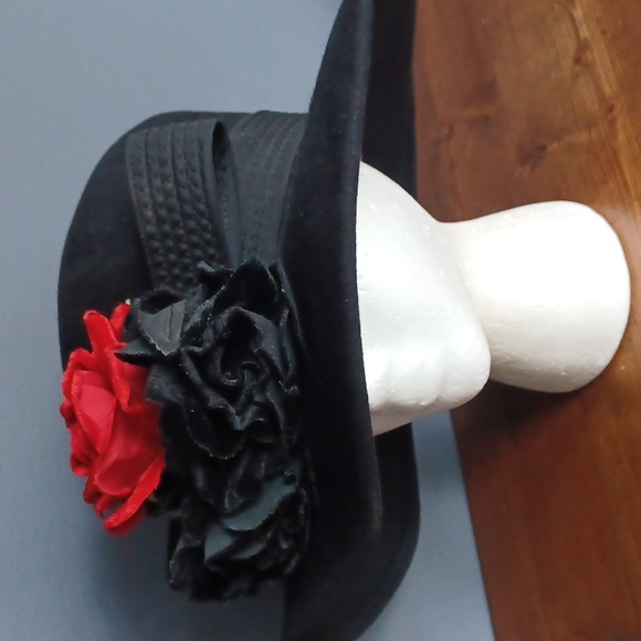 Frank Olive for Neiman Marcus  hat